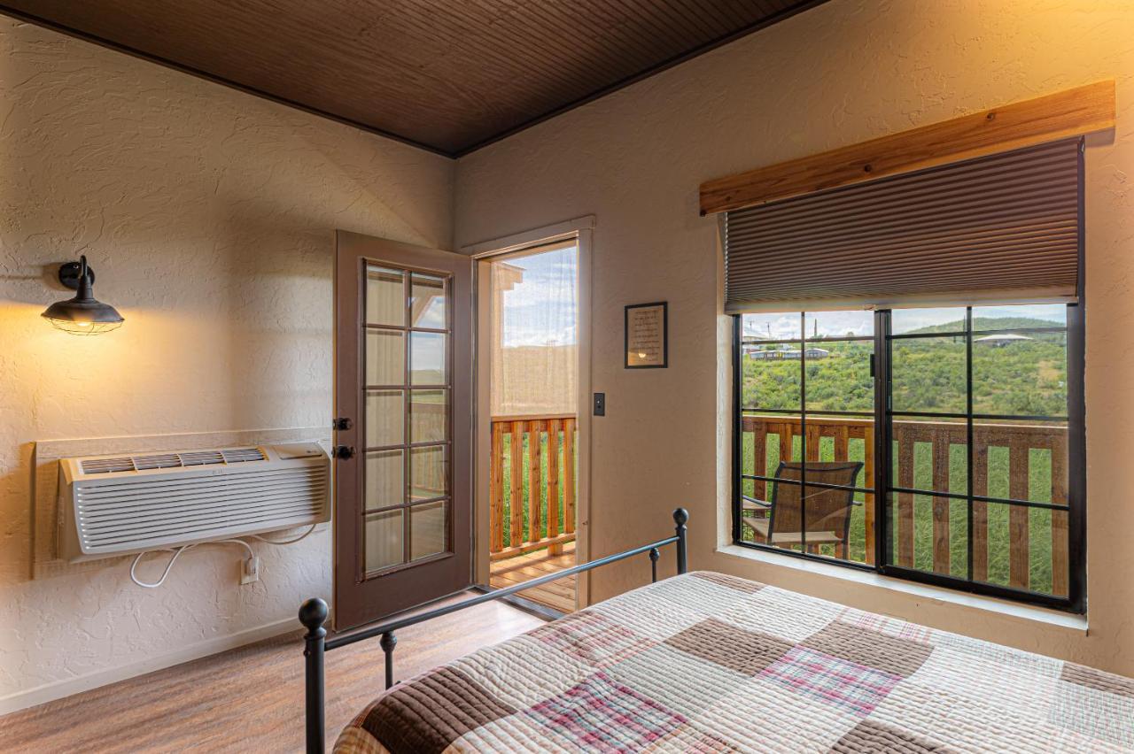 -Pet Friendly- Miners Cabin #6 - King Bed With Private Balcony Tombstone Exterior photo